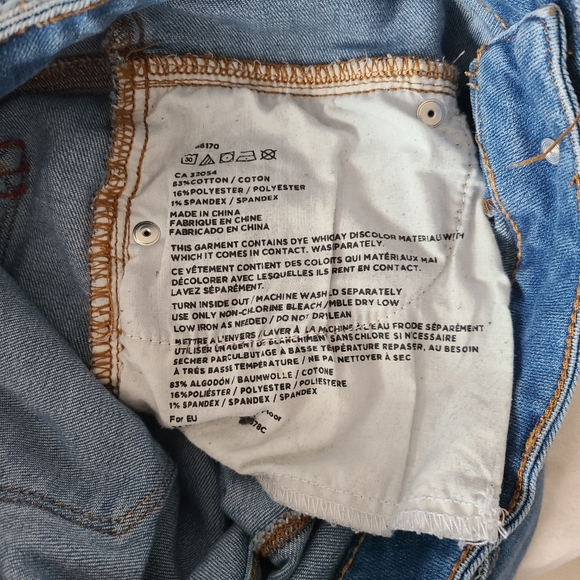 UO BDG Super hide rise seam shorts - Picture 4 of 5